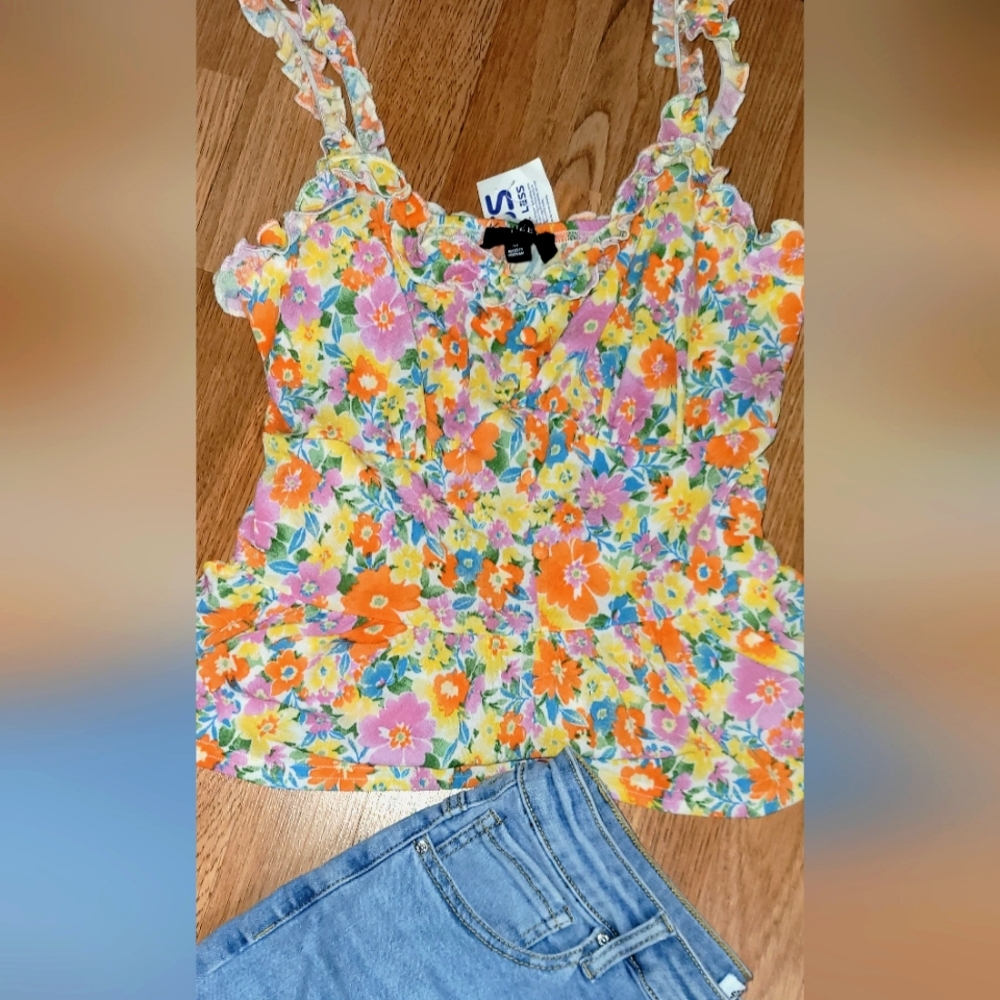 Floral top